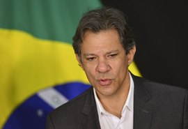 Salário mínimo “vai ser pago normalmente”, diz Haddad
