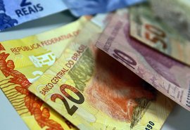 Receita paga restituições do segundo lote do IRPF 2021