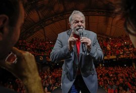 O que temem que eu fale?, diz Lula sobre proibição de entrevista