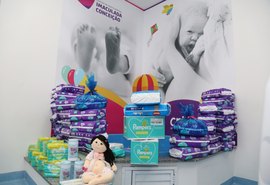 Entrega kits de fralda celebra o nascimento de 200 crianças