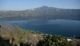 Machado neolítico de 4.800 anos é encontrado em lago suíço