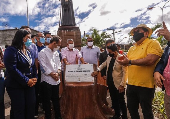 Praça Padre Cícero em Rio Largo passa a ser um dos cartões postais da cidade