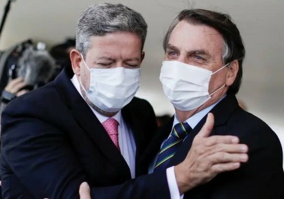 Bolsonaro diz não ter nenhum problema com Arthur Lira