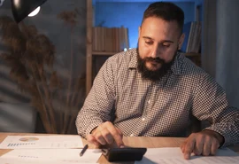 Cooperativas de crédito ajudam brasileiros no planejamento financeiro de 2025