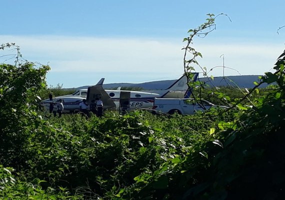 Aeronave com doses de vacina bate em jumento na Bahia