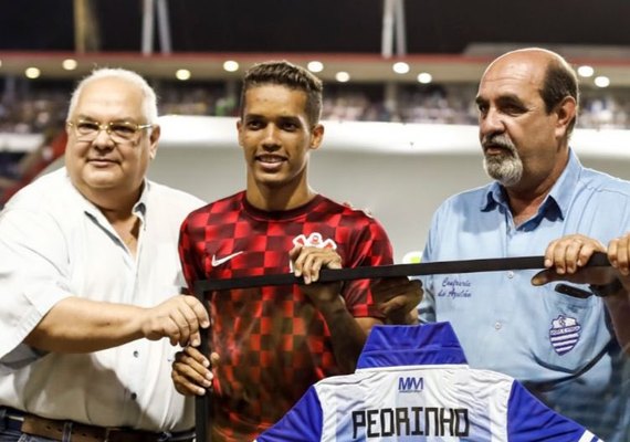CSA emite nota se solidarizando com jogadores brasileiros presos na Ucrânia