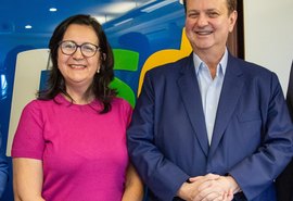 Pré-candidata Rosa Tenório é recebida por Gilberto Kassab em Brasília