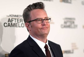 Matthew Perry, ator de Friends, tem intestino perfurado nos EUA