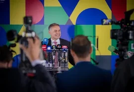 Renan Filho “descarta” vice Lula e reafirma candidatura ao governo