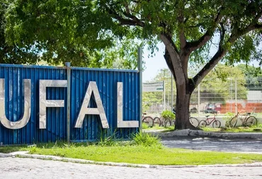 Justiça limita retirada de propaganda política na Ufal