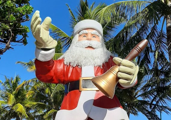 Natal Tropical transforma orla de Maceió em espetáculo de luz e cultura