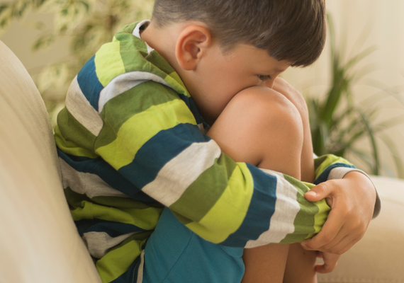 Menino autista de 2 anos denuncia agressão em instituição de Teotônio Vilela