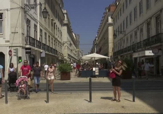 Donos de comércio em Lisboa se queixam da volta de restrições