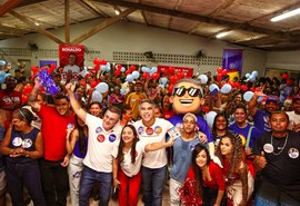 Rafael Brito destaca proposta para mães solo durante encontro em Maceió