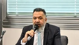 Moraes revoga uso de tornozeleira para ex-prefeito de Belford Roxo