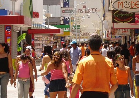 Trabalhadores do Comércio de Maceió têm novo piso salarial