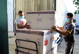 Alagoas recebe mais de 50 mil doses de vacinas nesta quinta-feira (9)
