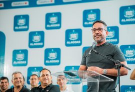 Paulo Dantas comemora Alagoas livre da aftosa