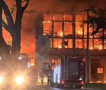 “Perda de duas décadas”: diz pesquisador sobre o incêndio na UFPE