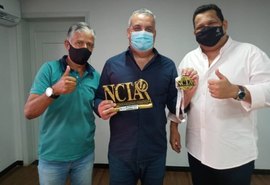 Alfredo Gaspar é homenageado pelo NCIA