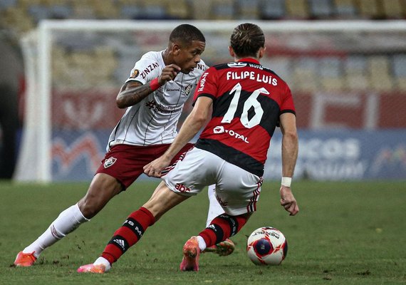 Em momentos opostos, Flamengo e Fluminense se enfrentam neste domingo (04)