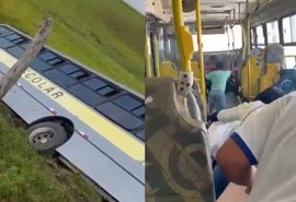Ônibus escolar de Atalaia tomba após sair da pista; três pessoas ficaram feridas