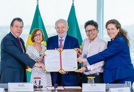 Lula assina decreto que melhora condições de trabalho de terceirizados de órgãos públicos