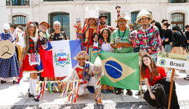 Trupe Canguelê - Bonecos de Alagoas leva cultura do estado para Europa