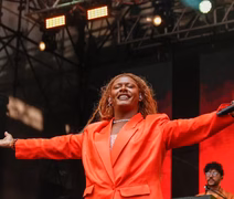 Grammy Latino 2025: Liniker lidera indicações brasileiras nas principais categorias