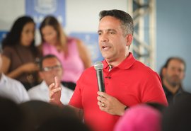 Governo paga R$ 412 milhões aos professores e acelera recorde de obras em Alagoas