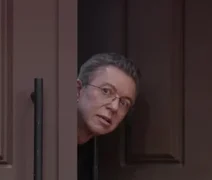 Boninho invade A Fazenda 17 e anuncia novo reality na Record