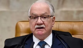 Fachin dá 24 horas para Mendonça abrir sigilo total do caso Master