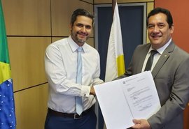 Em reunião, Severino Pessoa reivindica torres de telefonia para povoados de Arapiraca