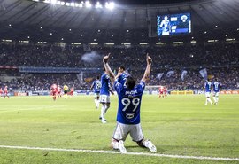 Cruzeiro derrota CRB e amplia liderança na Série B do Brasileiro