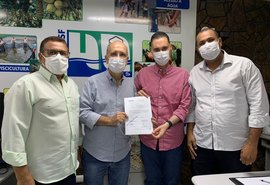 Prefeitura de Penedo e indústria de pescado fecham contrato sobre uso da UBP