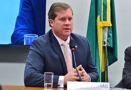 Marx Beltrão pede apoio para o Programa do Leite e PAA alimentos