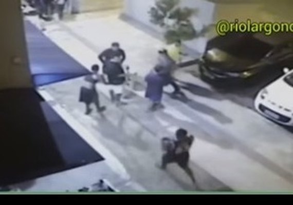 PC inicia investigações de mulher executada com tiros à queima roupa, em Maceió