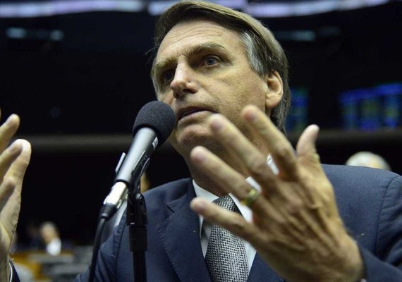 Documentos relatam espionagem a Bolsonaro durante ditadura