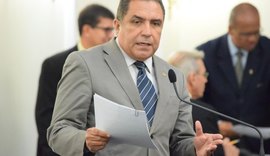 Deputado lança PL que obriga lotéricas a dar álcool 70º para clientes