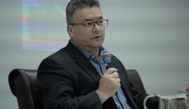 Em Recife, presidente da Fapeal discute financiamento à ciência, tecnologia e inovação