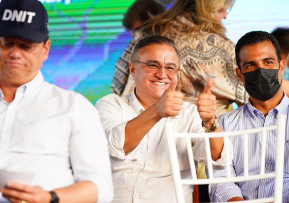 Ministro Tarcísio Assina ordem de serviço para retomada de obra da BR-416, de autoria do ex-deputado João Caldas