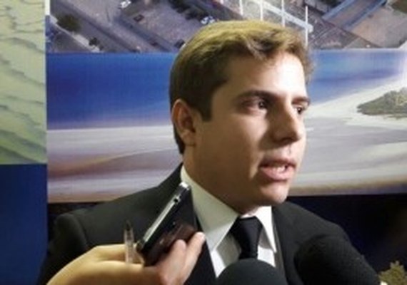 Buscando novos partidos, Arthur Albuquerque pode mudar rumos da eleição de 22 em AL