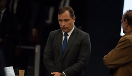 Moraes manda Meta informar em 24h dados de conta ligada a Mauro Cid