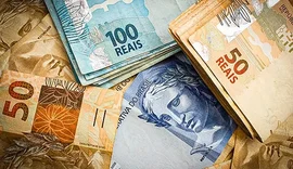 Beneficiários com NIS de final 8 recebem Auxílio Brasil