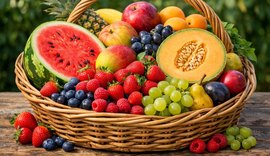 Saiba quais alimentos ajudam na hidratação do seu corpo