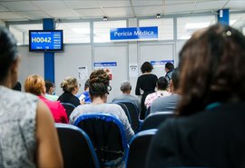 Fila do INSS atinge menor nível histórico com 1,2 milhão de pedidos