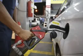 De quem é a culpa do novo aumento da gasolina em Alagoas?