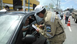 Trânsito será desviado para obra de saneamento na Pajuçara