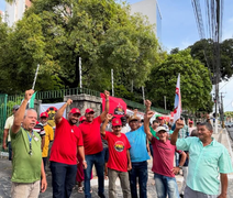 Movimentos populares bloqueiam via em protesto contra despejos em AL