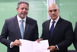 Alexandre de Moraes manda remover perfil que chama Lira de estuprador